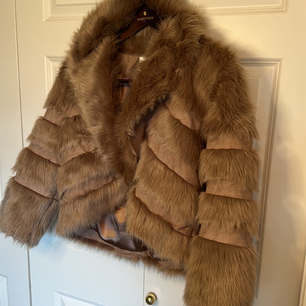 CHICOS Faux Suede Fur Jacket Burlywood Brown Size 1 or 8 fully lined - Picture 2 of 10